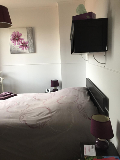 Bedroom 2, Laurence et Thomas, Rhône