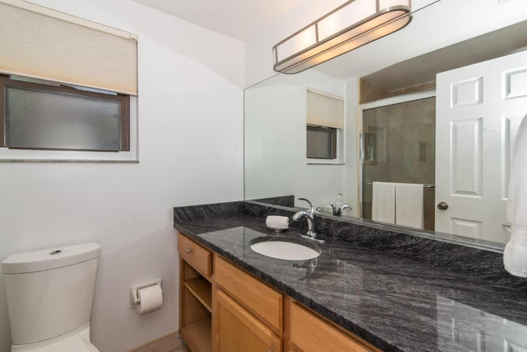 Bathroom 4, Georgetown Villas #218 - 2 Bedroom Direct Oceanfront on Seven Mile Beach