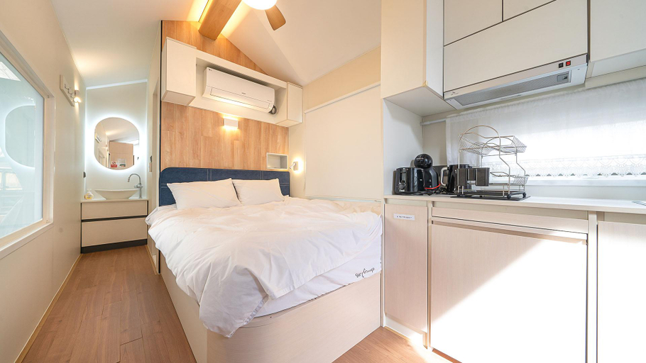 Bedroom 2, Siheung Wave Park Caravan, Siheung