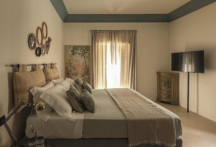Bedroom, Dimora Santagatha, Syracuse