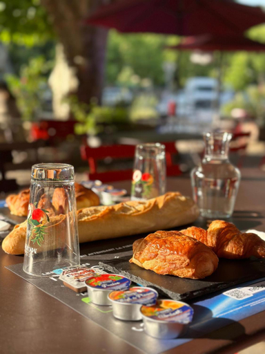 Food & Drinks, Hotel - Bar - LES PASSIONS, Drôme