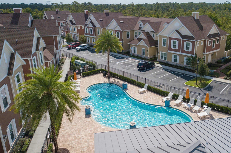Pool 2, 4BR Townhome 15min to Disney, Osceola