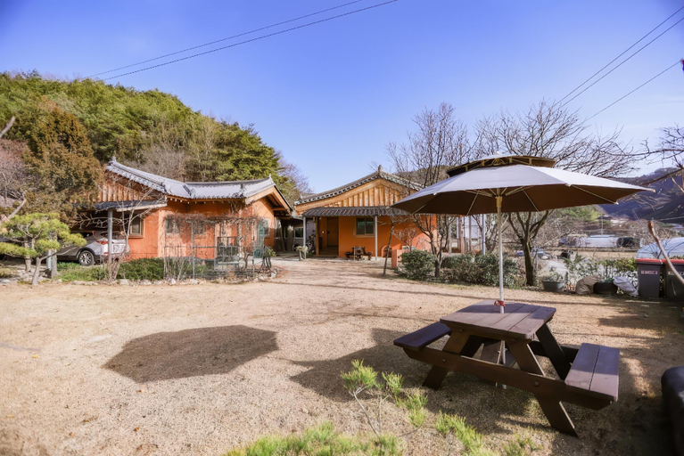Others 5, Damyang Natural Nadri Pension, Jangseong