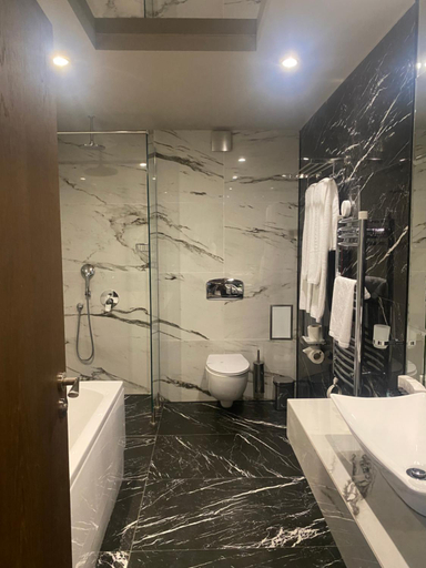 Bathroom 5, Royal Hotel Plovdiv, Plovdiv