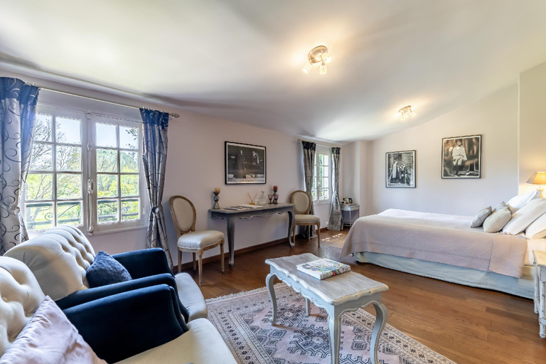 Bedroom 2, Domaine de Rhodes, Vaucluse