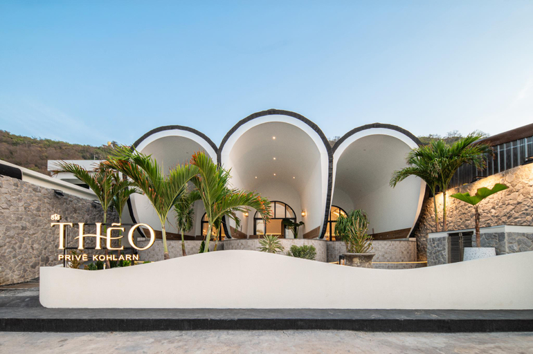 2, Théo Privé Kohlarn, Pattaya