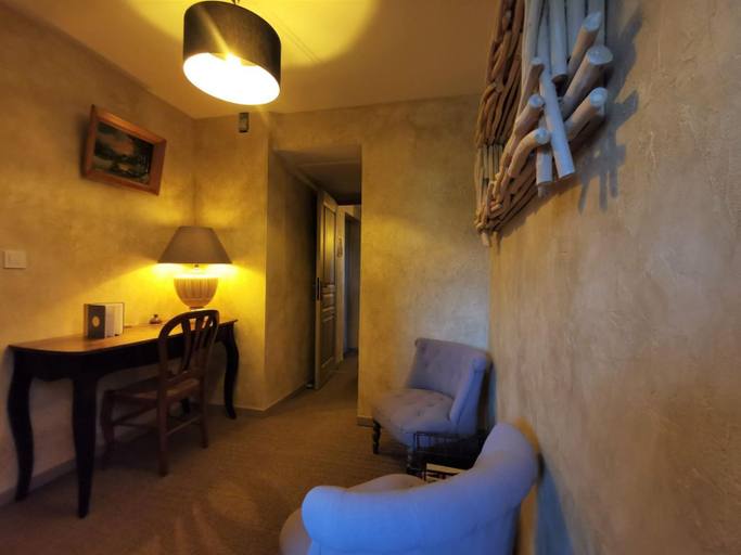 Bedroom 2, Chez Sophie et Gilles, Haute-Loire