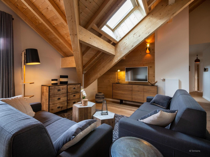 2, Apartment in Alpe dHuez near Grandes Rousses, Isère