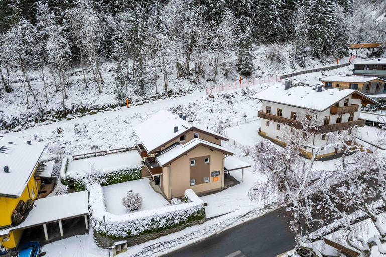 Exterior & Views 2, Chalet Nathalie by we rent, Zell am See