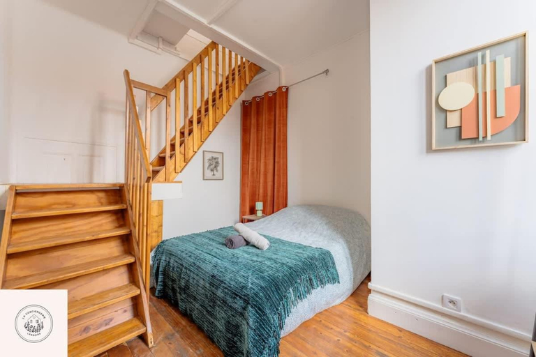 Bedroom 3, Cosy flat, Duplex, proche centre ville, Pas-de-Calais