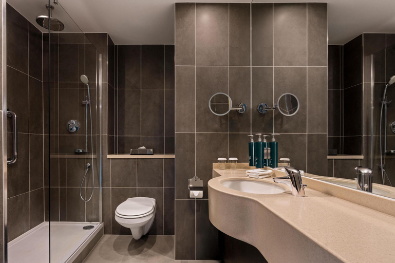 Bathroom 4, Hilton Dublin, Dublin