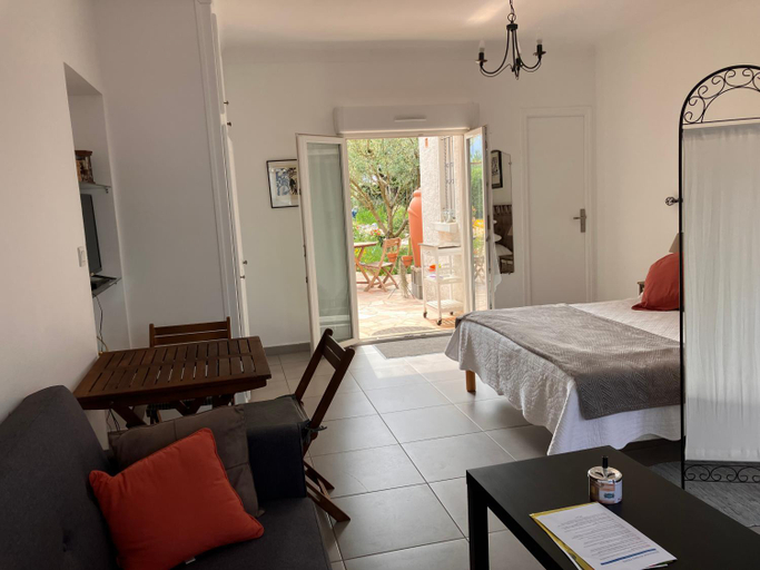 Bedroom 2, Studio Mas Pierre, Pyrénées-Orientales