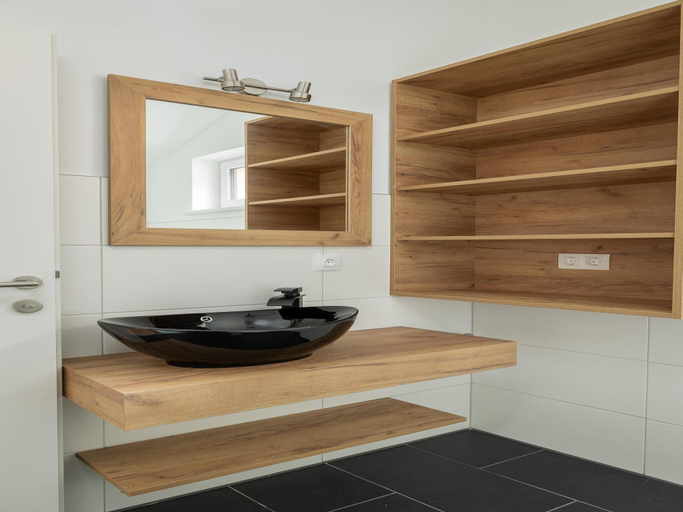 5, Ski-in chalet with hot tub and sauna, Feldkirchen