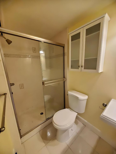Bathroom 4, Olive Startup House, Santa Clara