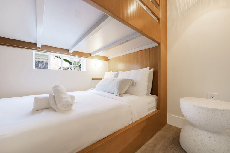 Room 2, The Fifth Hotel, Miami-Dade