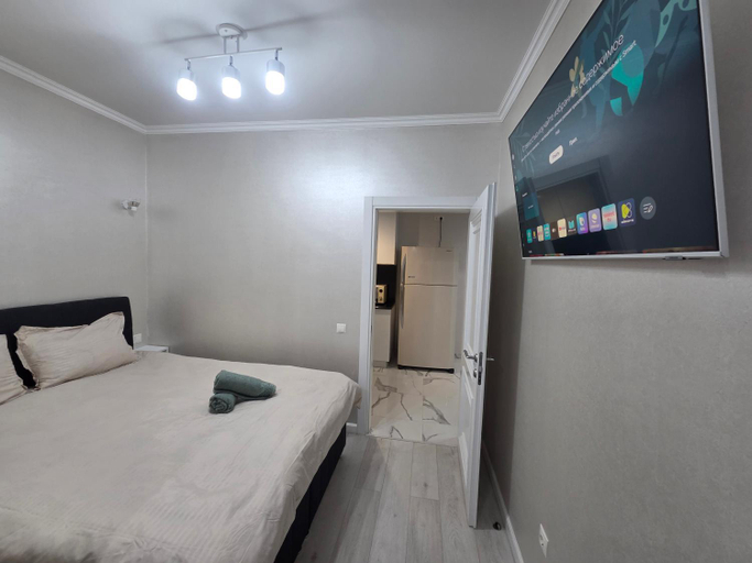 Bedroom 2, Luxury Apartment
