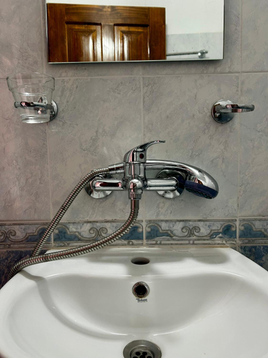 Bathroom 4, Torlacite, Chiprovtsi