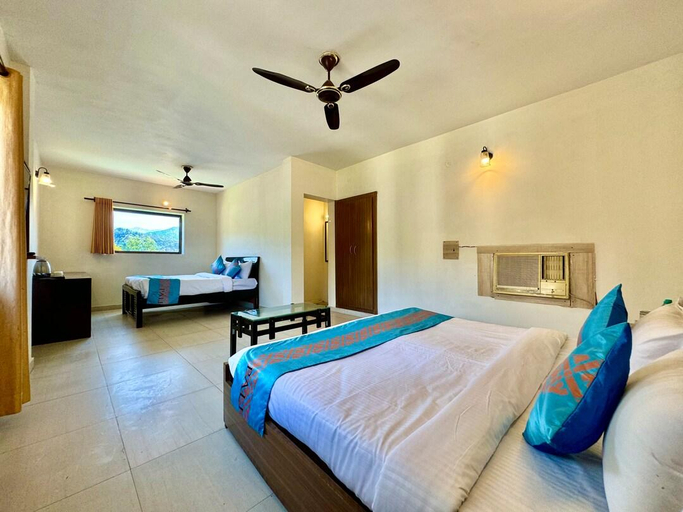 Bedroom 2, Shelton Blu Resort , Nainital