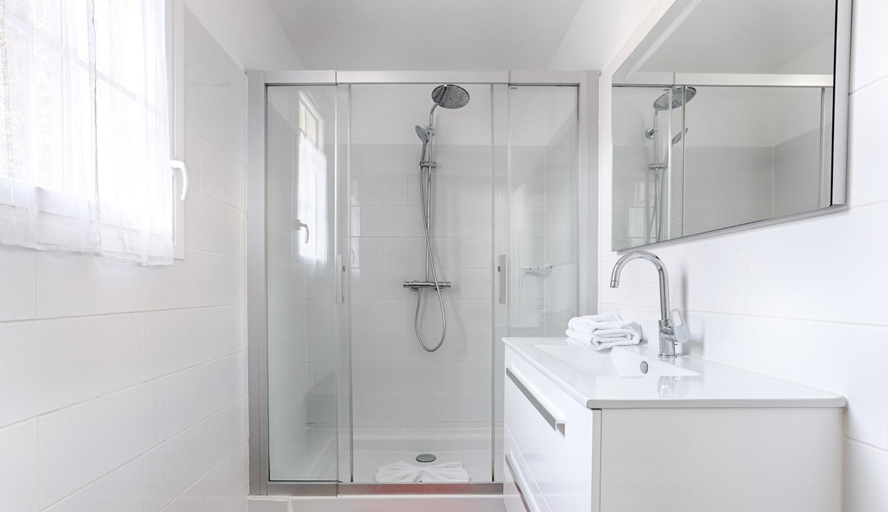 Bathroom 4, Villa Kiwi à 10 min de Disneyland Paris, Seine-et-Marne