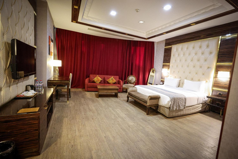 Others 3, Sapphire Hotel, Baku