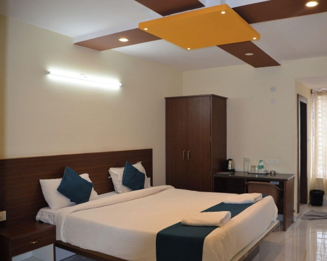 Room 2, SKY LOFT HOTEL BANGALORE INTL AIRPORT, Bangalore