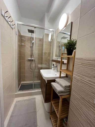 Bathroom 2, Casa Palfy Punat, Punat