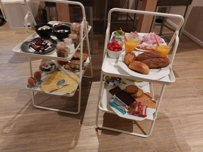 Food & Drinks, Bed and breakfast Stiens, Leeuwarderadeel