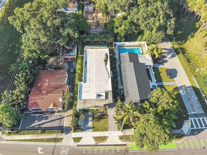 Exterior 5, Luxury Pool Home - Downtown Brickell, Miami-Dade