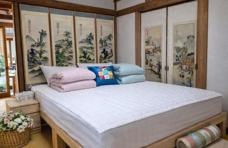 Bedroom, Authentic Leedo Hanok, Jongno