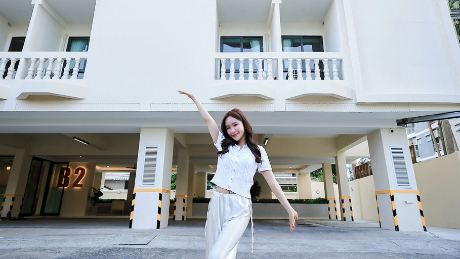 Exterior & Views 2, B2 Huai Khwang Boutique & Budget Hotel, Huai Kwang