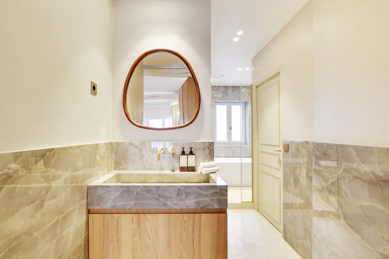Bathroom 2, Maison Galante's apartments with Services in La Madeleine - Opera, Paris