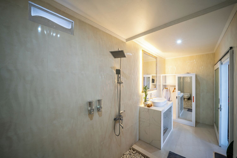Bathroom 3, Hayana Villa Kintamani, Bangli
