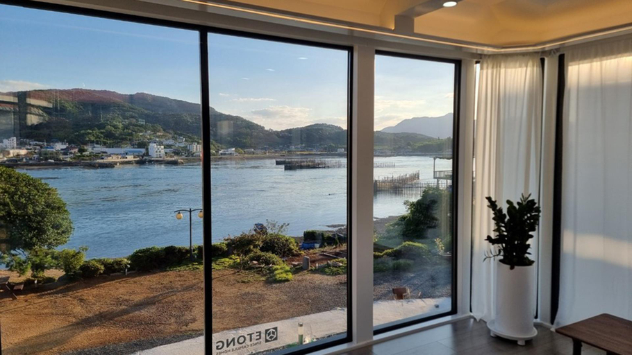 Others 3, Namhae Sea Sky Caraville (Ocean View), Namhae