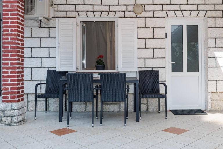 Others 2, Apartment Mirela, Krk