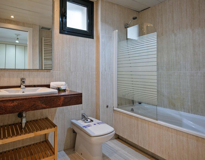 Bathroom, 1213 - Ciutadella Nice Apartment, Barcelona