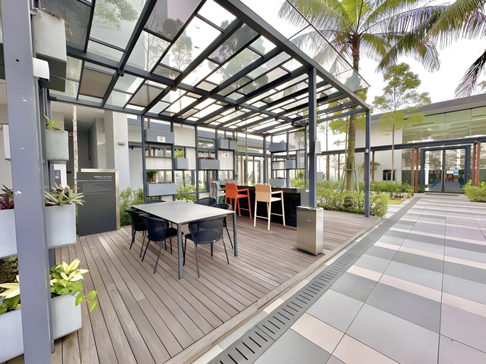 Food & Drinks 5, Grand Medini Residence Nusajaya by Stayrene , Johor Bahru