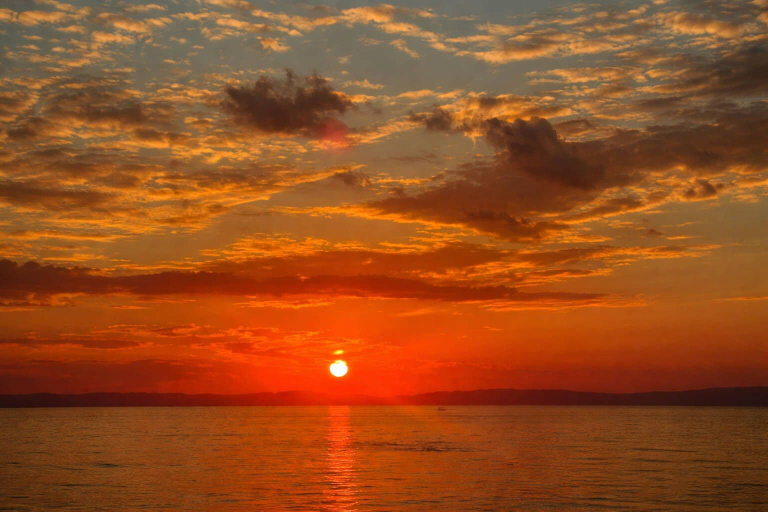 Room 2, Messinian Aura-beachfront Escape in Mikra Mantinia, Peloponnese