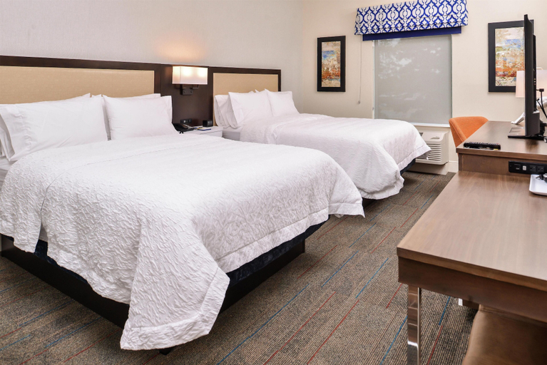 Bedroom 3, Hampton Inn Benson, Johnston