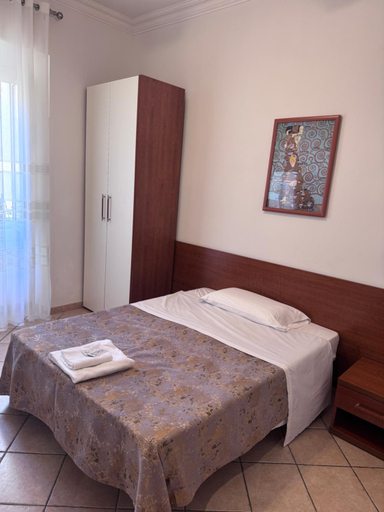 Bedroom 1, Karina Suite, Roma