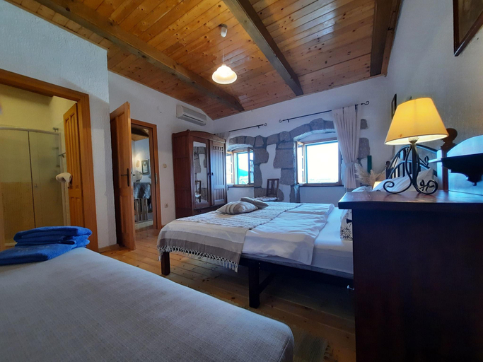 Bedroom 3, Stone House in Dobrec with Sea View  Pool, Opatija/Veprinac