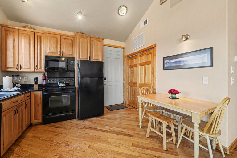 Private kitchen 3, Unparalleled Park City Ski Resort Lodging, Larimer