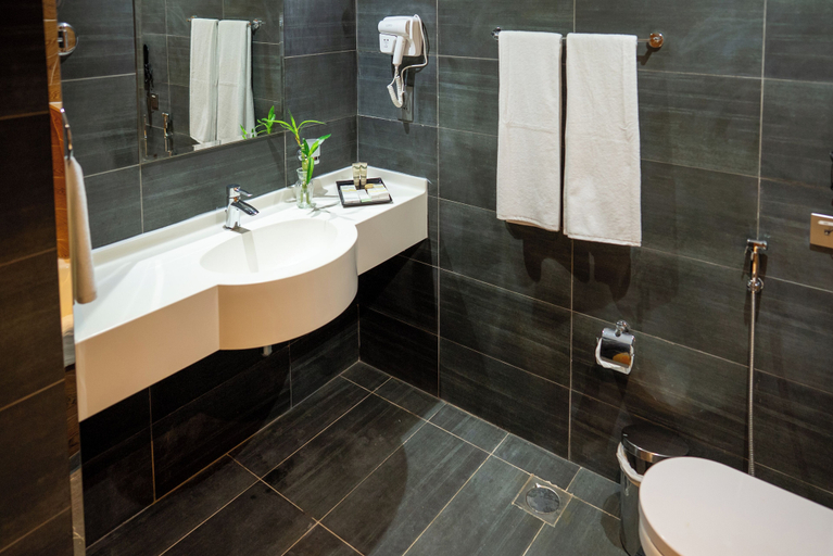 Bathroom 5, Reya Creek Hotel, Dubai