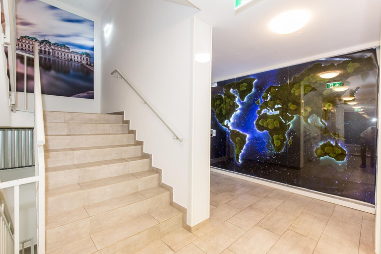 Public Area 3, Smart Nano Living – Wien Hauptbahnhof - self check-in, Wien