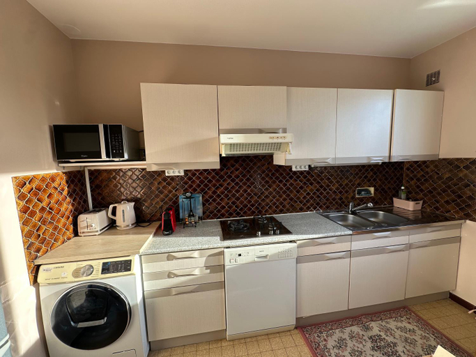 Others 4, Maison Grand Paris avec jardin et parking prive proche RER B et M14, Val-de-Marne