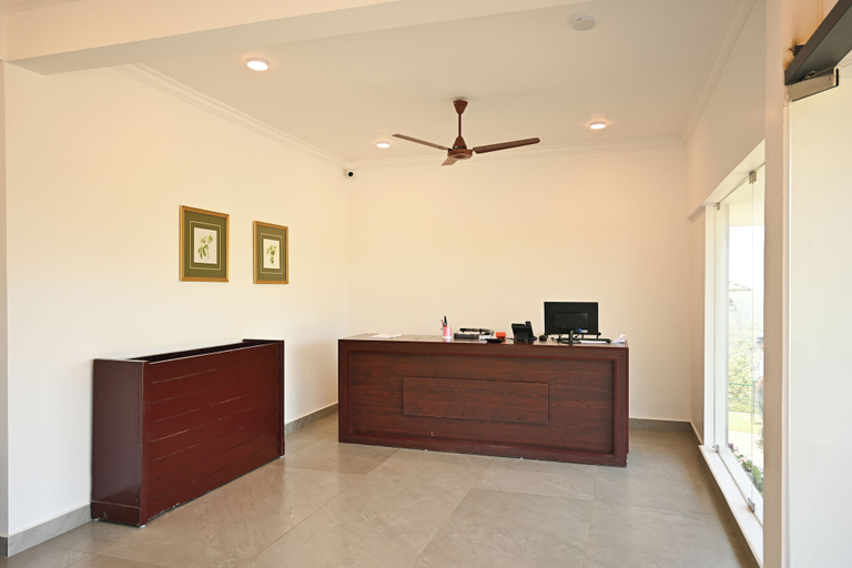 Lobby, Abad Silver Mist, Idukki