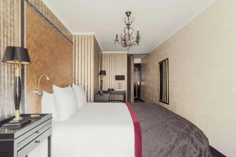 Bedroom 2, The Toren, Amsterdam