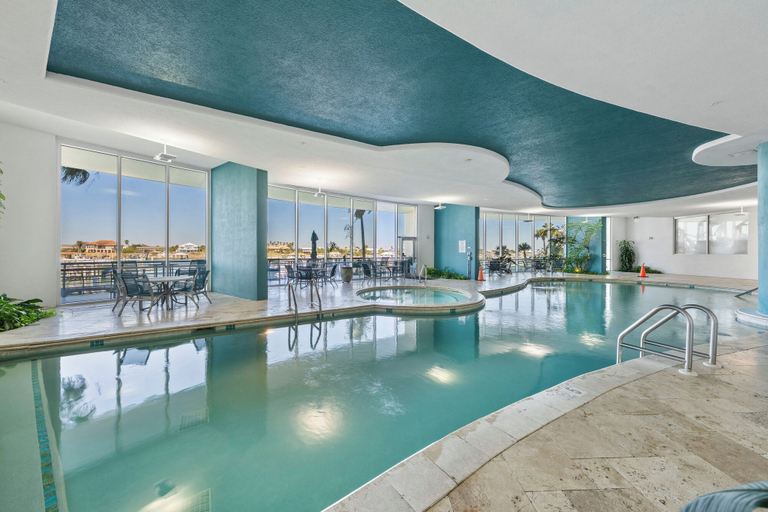 Sport & Beauty 5, Bella Luna 208, Escambia