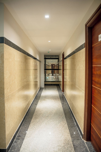 Lobby 2, Visthara Grands, Bangalore