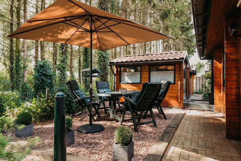Others 3, Cozy and romantic forest house op de Veluwe, Putten