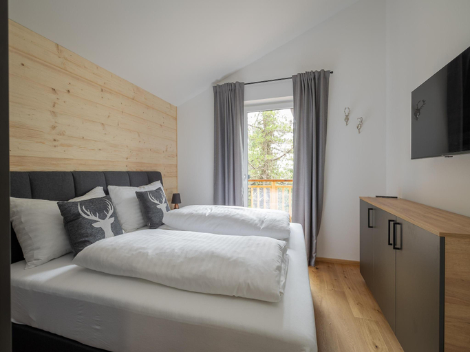 4, Ski-in chalet with hot tub and sauna, Feldkirchen